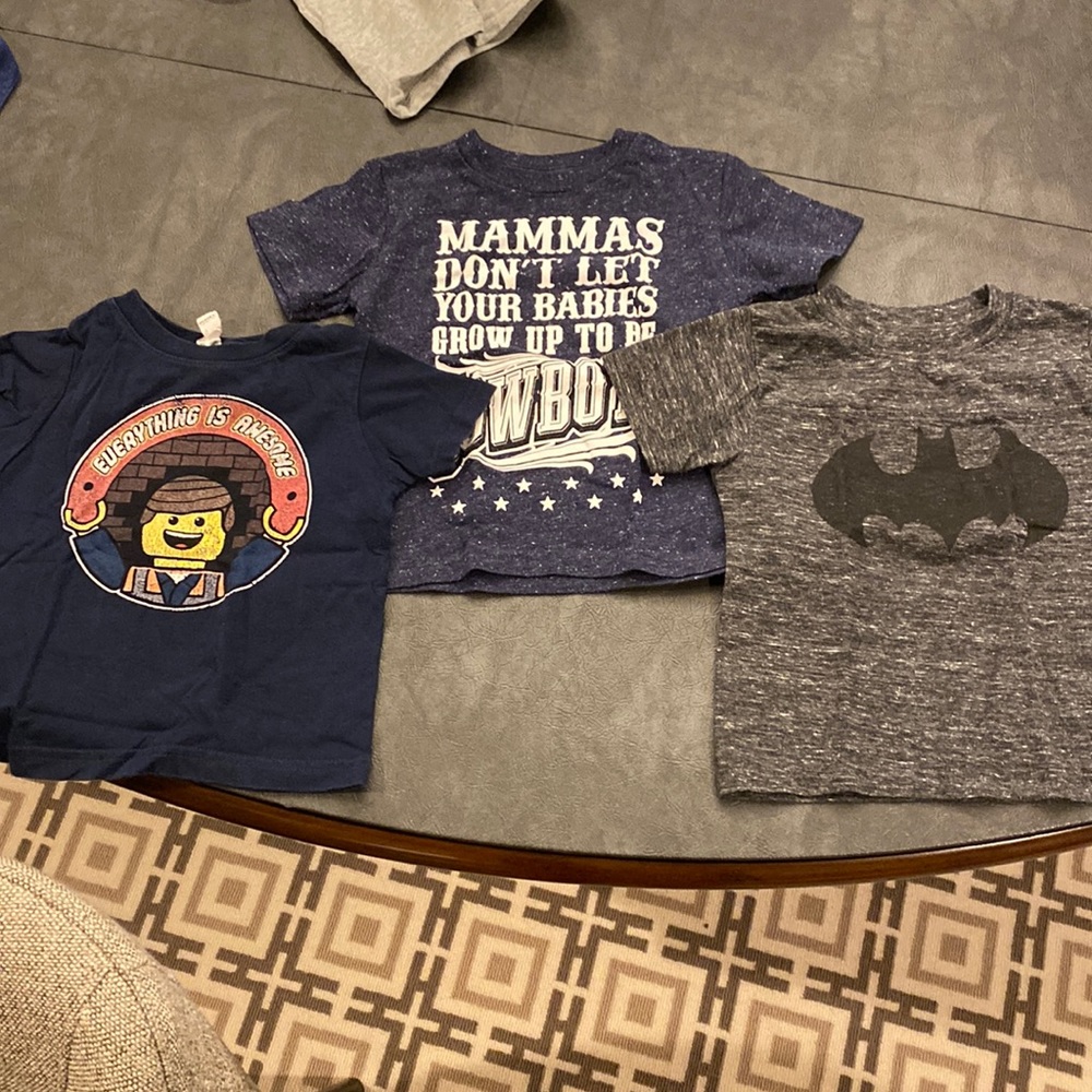 Boys tshirts. 18M